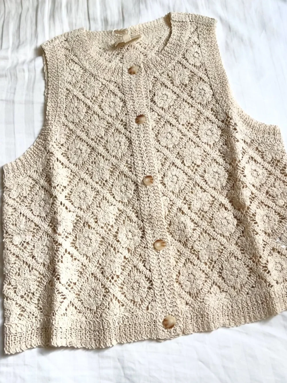 Sezane Cream Crochet Knit Button-Front Sleeveless Top - Picture 3 of 4